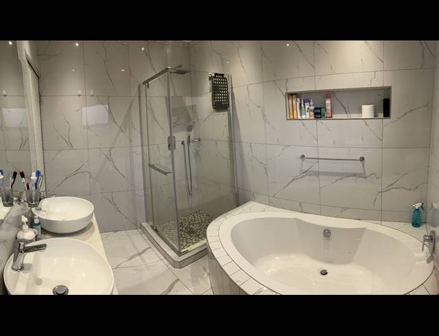 4 BEDROOM HOUSE TO LET IN WILDTUIN PARK